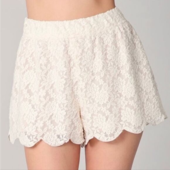 Free People Pants - Free People Ivory Floral Lace Shorts Womens Size‎ XS